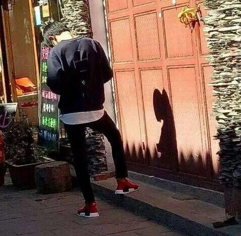 便宜的流量卡可以带上飞机吗