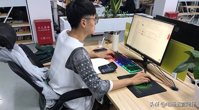 拼多多手机大流量卡(拼多多流量卡为什么那么便宜) 拼多多手机大流量卡(拼多多流量卡为什么那么便宜)