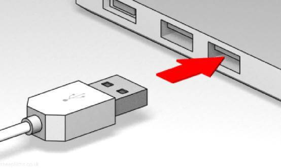 手机即插即用usb（usb接口支持即插即用不需要关机）