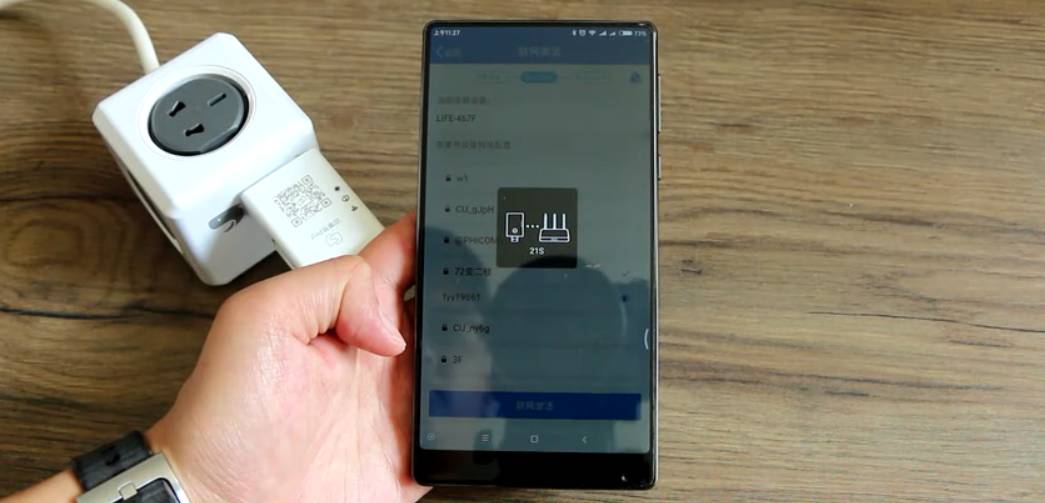 双卡手机移动卡总被扣流量（双卡双待为什么会自动用另外一张卡的流量）