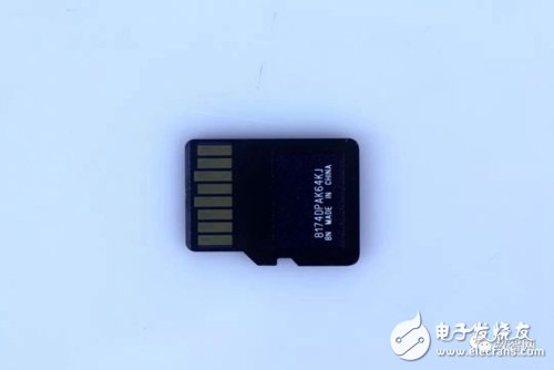 太阳能监控流量卡怎么激活（太阳能监控内存卡在哪里）